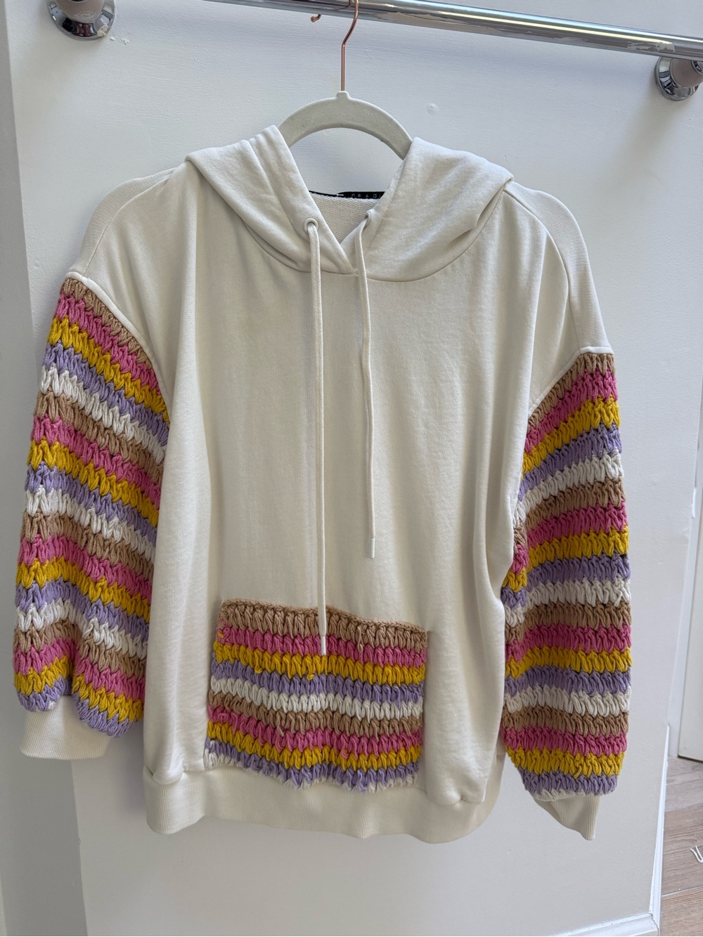 Alice + Olivia Cream Hoodie with Multicolor Knit Sleeve & Pocket